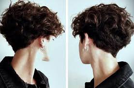 Vor allem der mittellange bob wirkt mit etwas styling. Frisuren 2017 Kurz Locken Trend Kurze Frisuren Haarschnitt Ideen Kurze Lockige Haare Frisuren Haarschnitt