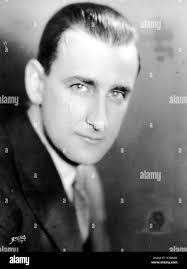 Willie Wilcox's Instagram, Twitter & Facebook