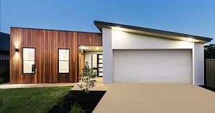 Mais comment aménager un grenier ou des combles pour en faire une ou plusieurs pièces agréables et lumineuses ? Construire Un Garage Les Infos Cles Pour Preparer Votre Projet