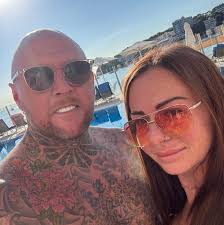 Recommendation needed for a RELIABLE glazier to sort out three cracked  panes in this glass roof . Thank you!