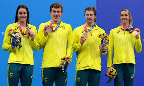 Mixed 4 x 100m freestyle (finals)_usa_world junior record. Zvrrvvgdtavrkm
