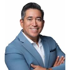 Check out these legendary students ↓🤩 Join us in congratulating them  below!