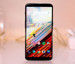 أفضل الجوالات الرائدة 4 جوالات رائدة وأخرى تقدم تجربة فريدة في حدود سعر 2 000 ريال سعودي Galaxy Phone Samsung Galaxy Phone Iphone