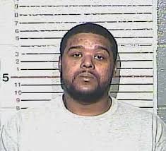 Convicted felon reportedly found with illegal drugs, firearm in vehicle