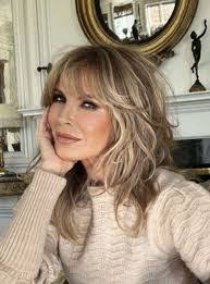 Anita Applegate's Instagram, Twitter & Facebook