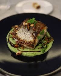 Plat Du Jour Au Cafedumusee64 Pave De Merlu Creme De Brocolis Et Ses Petits Legumes 15 Bon Appetit Kindabreak Bayon Plat Du Jour Plat Bon Appetit