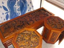The Battle Scene Carved On These Tables Shows Great Detail Description From Instappraisal Com I Searched For Asian Coffee Table Coffee And End Tables Carving