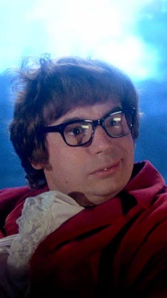 Oh, behave…25 years ago Austin Powers met Felicity Shagwell and the rest is  history., AUSTIN POWERS: THE SPY WHO SHAGGED ME released in theaters on  this day 25 years ago. The film earned an Oscar ...