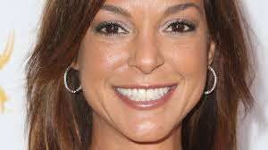 Who's Danny's Wife In 'Fuller House'? Teri Tanner Is Going To Keep The  Clean Freak On His Toes