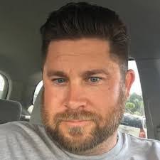 Adam Mackley's Instagram, Twitter & Facebook