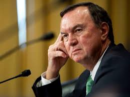 Wal-Mart CEO Mike Duke knew of bribery allegations, congressmen say