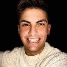 Marcel Gil's Instagram, Twitter & Facebook