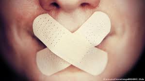 Descarga y usa 10.000+ fotos de archivo de libertad gratis. La Libertad De Expresion Esta En Peligro Alemania Dw 01 11 2019