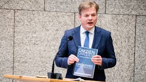 Pieter omtzigt is a dutch politician for the christian democratic appeal or cda party since 2003, being the parliamentary leader as party leader wopke hoekstra is dutch minister of finance. Ook Kamerlid Pieter Omtzigt Wil Cda Lijsttrekker Worden Nos