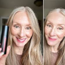 Come ask Crystal if she knows how to hula 🤣 and get yaself a lil sparkly  while you're here 🥰