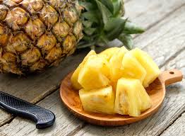 According to the usda, a half cup of fresh pinto beans that have been boiled without salt has 122 calories. 7 Science Backed Health Benefits Of Pineapple Eat This Not That