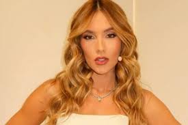 Virginia Fonseca decide vender mansão que construiu com Zé Felipe