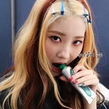 Natalie Monroe (@Gnarly_Natalie)