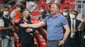 Yalçın evli değildir ve hayatın boyunca hiç evlenmemiştir. Ve Anlasma Tamam Sergen Yalcin Ile 1 Yil Daha Sozcu Gazetesi