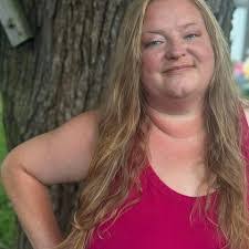 Jodi Henderson's Instagram, Twitter & Facebook