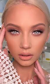 Blonde hair and blue eyes: 49 Incredibly Beautiful Soft Makeup Looks For Any Occasion Soft Look For Blonde Hair