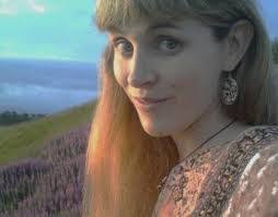 Karen Pease's Instagram, Twitter & Facebook