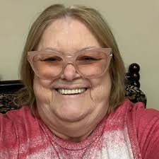 Deborah Everett (@deborahev54) • Threads, Say more