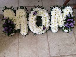 We've selected various things to write on funeral flowers to include with your funeral flower bouquet. Mom Funeral Flower Letter Tribute Funeral Flower Arrangements Funeral Flowers Funeral Floral Arrangements