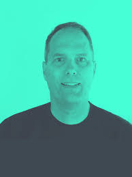 Andre Mohr's Instagram, Twitter & Facebook