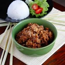 Wurziges Rindfleisch Rendang Ein Rezept Aus Malaysia Rezept Rindfleisch Rezepte Indonesische Kuche