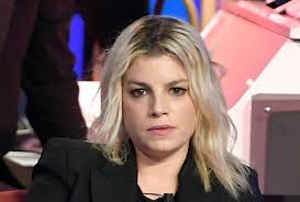 Tous les clips & live sur jukebox, de calore à con le nuvole + agenda, biographie, quizz, actualité, concerts. That S How I Feel Emma Marrone The First Words After The Painful Announcement