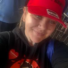 Ed the escaped (then captured) pet zebra casually exiting the trailer like  he didn't just break the internet for a week before taking a helicopter  ride home. #ed #zebra #tennessee