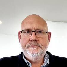 UK Paramedics Face Job Crisis: 15-40% at Risk of Unemployment