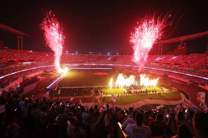 CASA LOTADA! São Paulo vende mais de 30 mil ingressos para jogo contra o Bolívar
