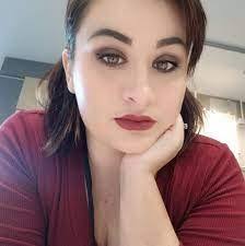 Holly McFadden (1988-2023)