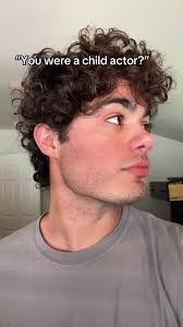 Justin Hanshaw's Instagram, Twitter & Facebook