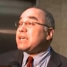 Fallece el abogado Manny Suárez