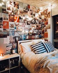 Cozy vintage aesthetic bedroom decor. Grunge Vintage Aesthetic Bedroom Decor Trendecors