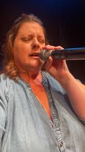 Janice Barham's Instagram, Twitter & Facebook