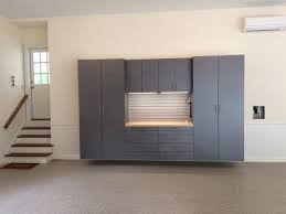 Maybe you would like to learn more about one of these? Garage Cabinet Storage Design And Installation Minimalistisch Garage Atlanta Von Tailored Living Featuring Premier Garage Houzz