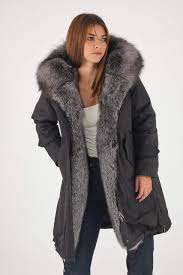 Réservez gratuitement sur notre site et essayez en boutique. Parka Noire Flo Clo Avec Fourrure Flo Clo Megara Noir Cesare Nori Depuis 1955