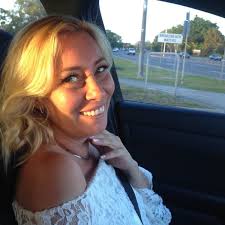 Roxanne Lesley's Memorial