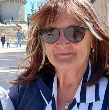 Affidiamo alla misericordia del Signore la nostra sorella Elena. L'eterno  riposo dona a lei o Signore e splenda a lei la luce perpetua. Riposi in  pace, amen 🙏🏻 Una preghiera per Elena