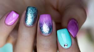 Wir zeigen dir die besten farben, designs, und ideen. Sommer Gelnagel Ombre Glitzer Nagel Verlauf Nageldesign Naturnagelverstarkung With Kat Youtube
