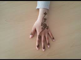 Hint Kinasi Nasil Yapilir Hint Kinasi Nasil Yakilir Youtube El Kina El Dovmeleri Dovme
