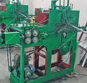 Máquina para fabricar perchas de alambre negro de alta velocidad