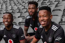 Chiefs and pirates are set to meet for the ninth time in the carling black label cup with the competition having been incepted in 2011 and it will be making its return after being canceled in 2020. Orlando Pirates Reveal Home And Away Kit For 2021 22 Season Goal Com