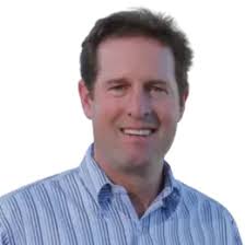 Lincoln & Caitlin Riley Acquire Palos Verdes Estates