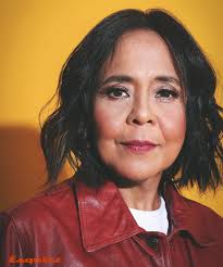 5 Filipina Trailblazers Shine