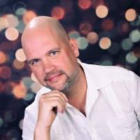 50+ "Mike Correll" profiles